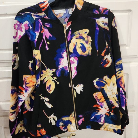 Susan Graver Jackets & Blazers - SALE! Susan Graver Lightweight Jacket